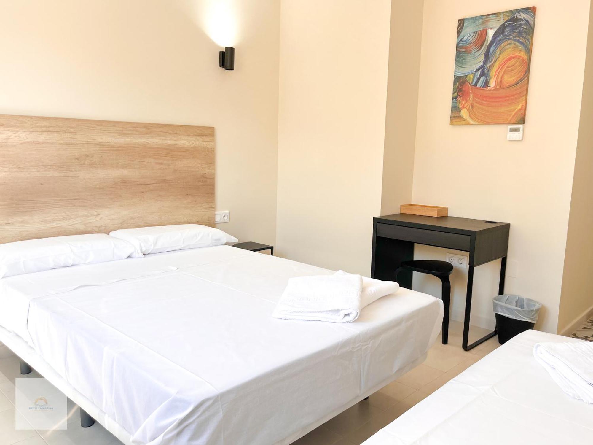 Hotel La Marina Elche La Mariña מראה חיצוני תמונה